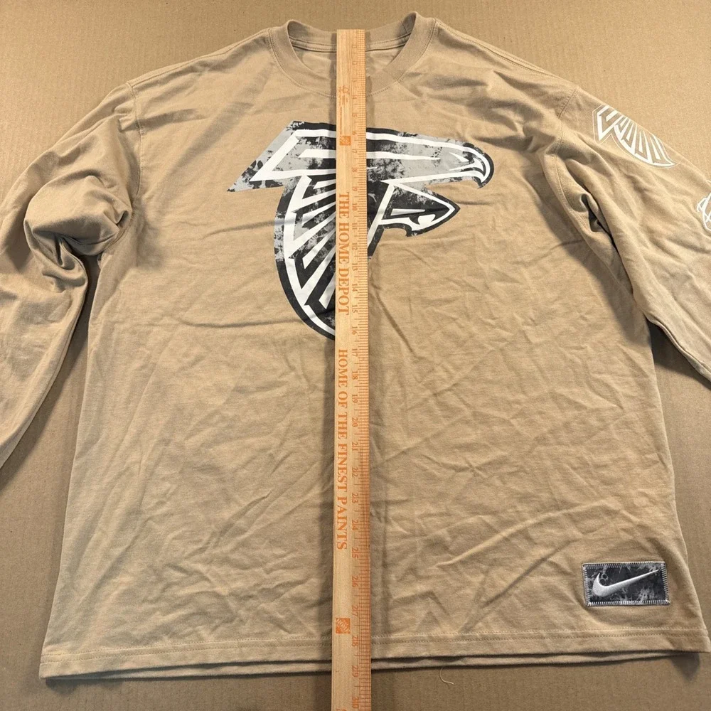 Nike Tan Essential Statement Max 90, Atlanta Falcons, Size Large